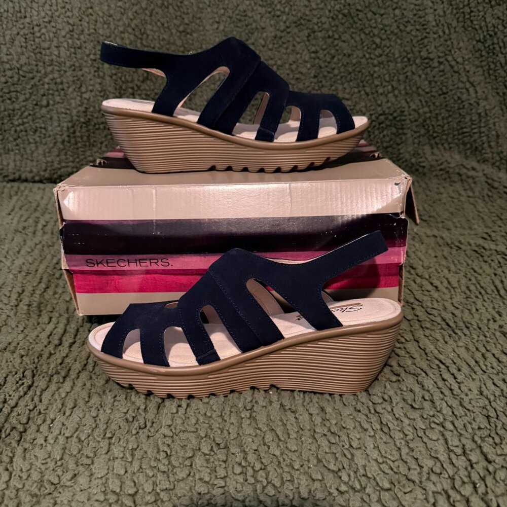 Sketchers Memory Foam Wedge Navy Size 7.5